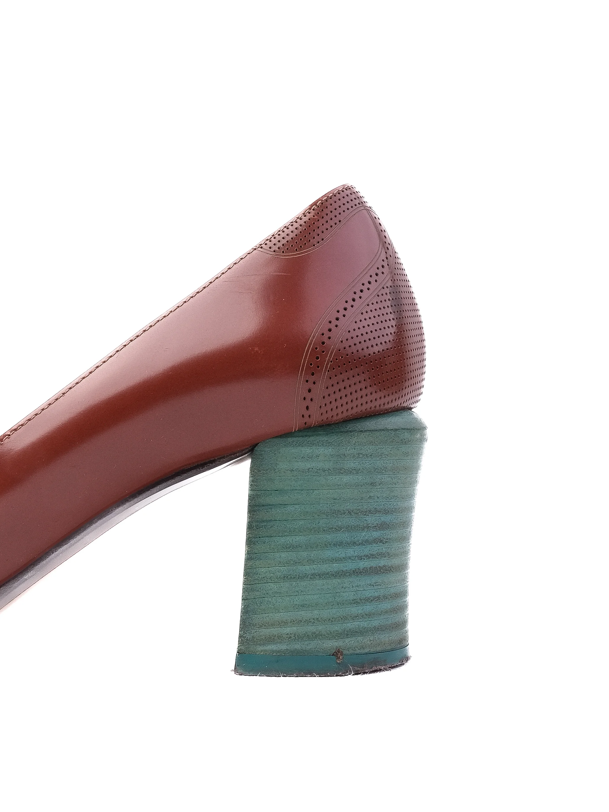 Fendi Orange Leather Mid Heel Pumps — 3